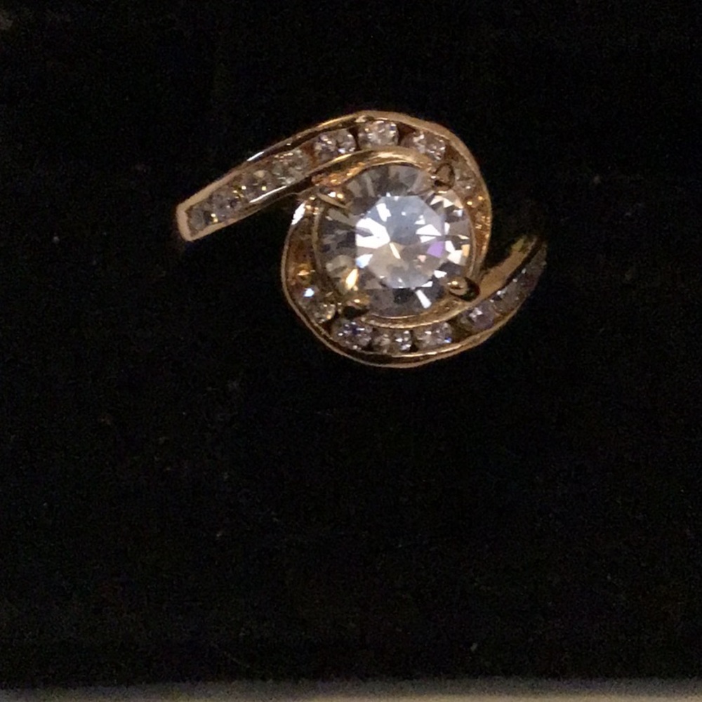 Gold ring